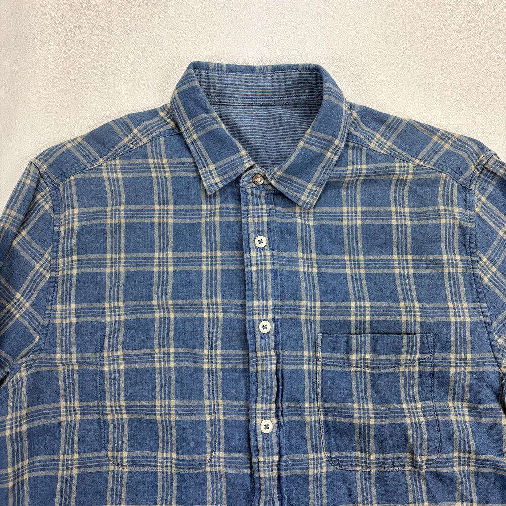 Faherty Reversible Plaid Button-Down Shirt - M - image 5